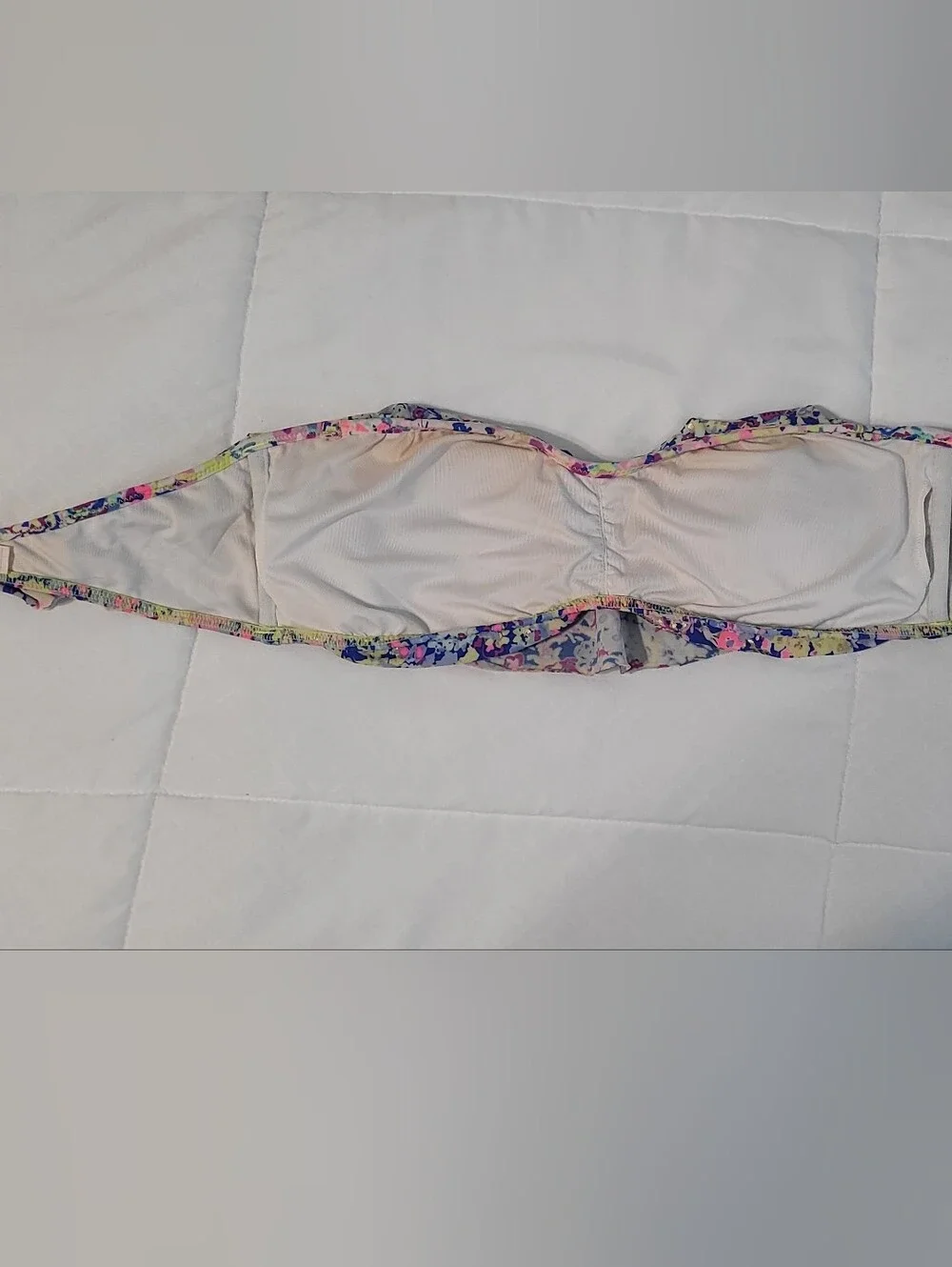Victoria’s Secret Swim, The Flirt Bikini Top , Size Medium - Picture 3 of 6